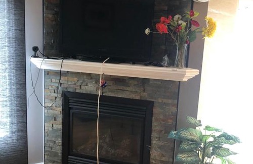Ottawa Division Apartment | 4 Plus 1 Bedrooms Townhouse in Avalon Orleans