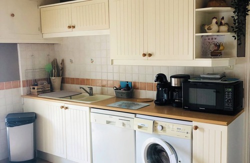 Migron House | 4* - Poirier - 240 yr old cottage - Pool, Summerhouse & Games Barn + playhouse