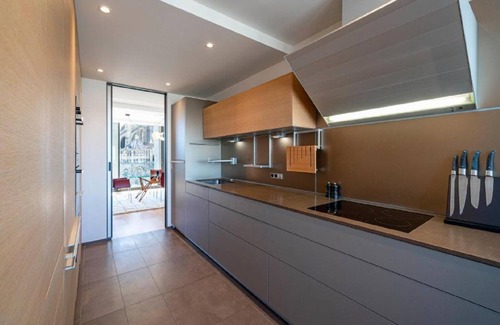 Reims City Centre House | 4 Private Homes for rent to live the sparkling Remoise life.