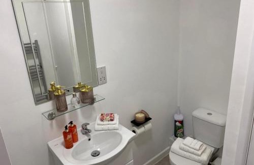 Watford Apartment | 4 Rental Apartments -Local -Contractors- London