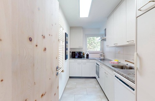 Celerina-Schlarigna Apartment | 4-room apartment on the raised ground floor, 80m².