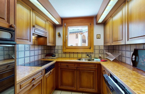 Sils-Maria Apartment | 4-room apartement on the 1st floor in the Segliasquartier district, approx.