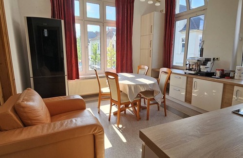 Bahnhofsviertel Apartment | 4 room apartment in central location, 135 sqm