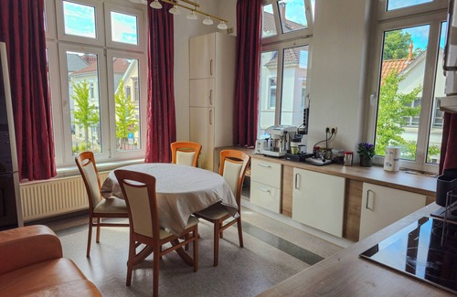Bahnhofsviertel Apartment | 4 room apartment in central location, 135 sqm