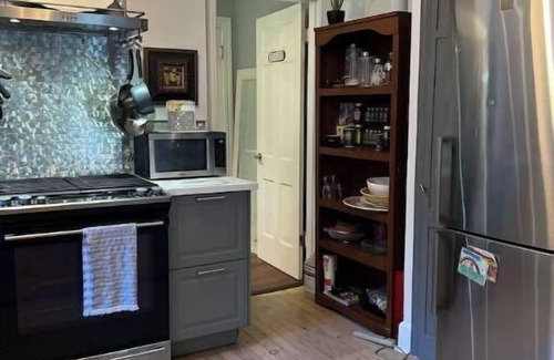 Green Hills Condo | 4-room apartment in quiet, safe neighborhood