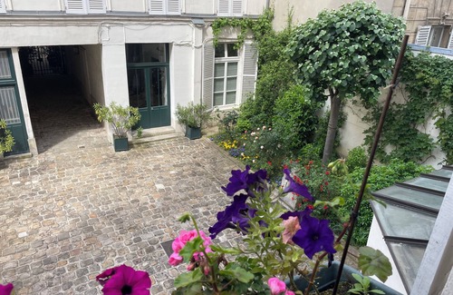 7th Arrondissement Apartment | 4 ROOMS COZY, FUNCTIONAL, 4/5 pers NEAR TOUR EIFFEL St GERMAIN .