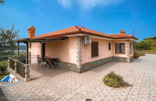 Piran House | 4 Roses Residence