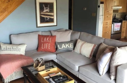 McMurrich/Monteith Cottage | 4 Season Cottage on Doe Lake - w/Sauna, AC & Kayaks