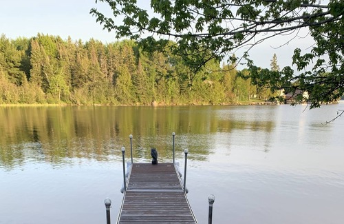 East Ferris Cottage | 4 season home on quiet lake perfect for a family vacation or couples getaway.