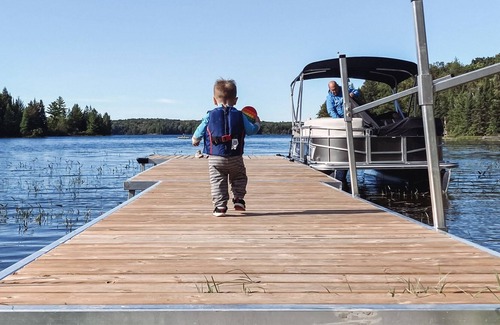 Nipissing Cottage | 4 Season Lake House