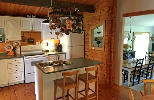 Minett House | 4-Season Muskoka Birch Vacation Cottage Rental On Lake Rosseau, Muskoka Ontario