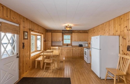 Nisswa Cabin | 4 Seasons availability, Level elevation, lake front cabin WiFi, Heat, AC