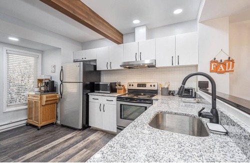 McHenry House | 4 Seasons Wisp - Ski In/Ski Out Townhome with Lake Access, Hot Tub