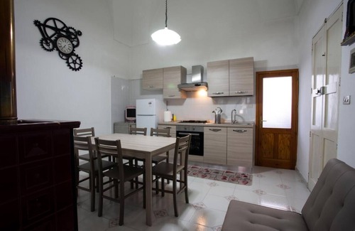 Aradeo Apartment | 4 Sister Open Space in Puglia, Italy