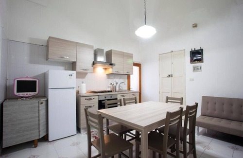 Aradeo Apartment | 4 Sister Open Space in Puglia, Italy
