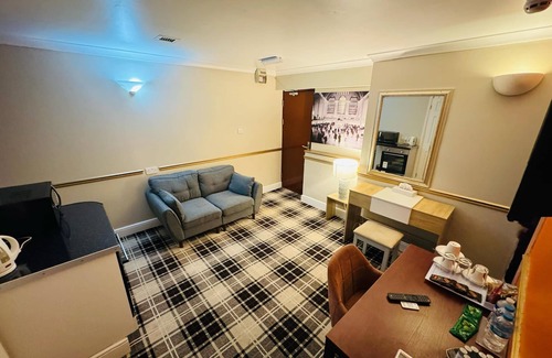 Epping Hotel | 4 Sisters Inn