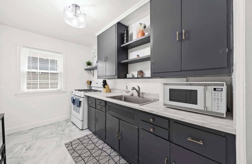 Audubon Apartment | 4 Spacious Units Close to Downtown & Expo Center