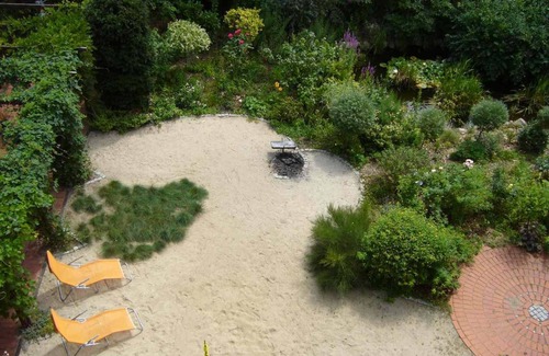 Karlshorst Apartment | 4-star apartment in a very quiet and green villa location
