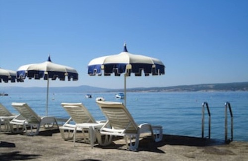 Crikvenica Apartment | 4-star apartments with direct beach access in front of the house