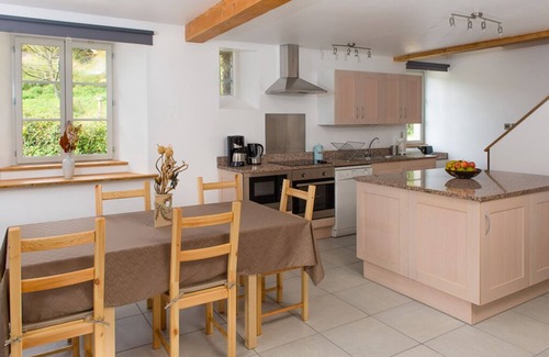 Moulis House | 4 star holiday accommodation in the Pyrenees, in the grounds of a Château