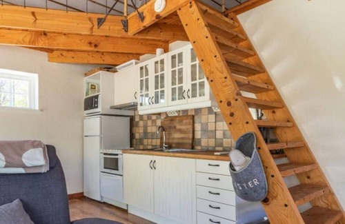 Drottningskar House | 4 star holiday home in Drottningskär