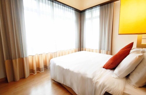 Golden Triangle Apartment | 4 Star Quality | Half d Price | at Bukit Bintang KLCC