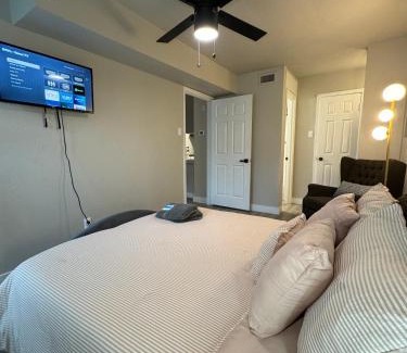Park Central Apartment | 4 STATE FAIR l DT Dallas l FIFA READY l Staycation 1Bd1Ba