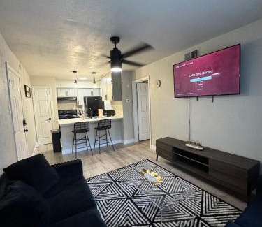 Park Central Apartment | 4 STATE FAIR l DT Dallas l FIFA READY l Staycation 1Bd1Ba