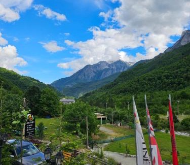 Kukes County Hotel | 4 Stinët