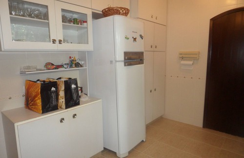 Pedra Verde House | 4 SUITES - air conditioning - CLOSED CONDOMINIUM - near the sea -
