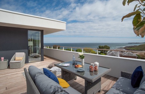 St Abbs Apartment | 4 THE BAY - penthouse apartment set just above the picturesque Coldingham Bay.