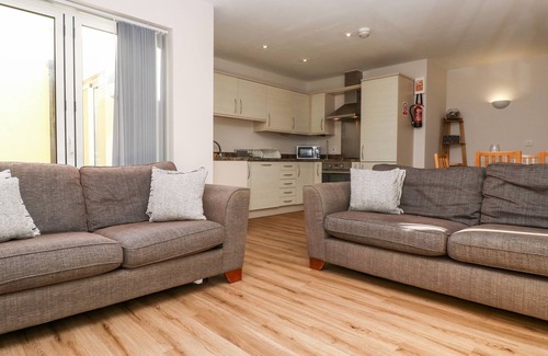 Porth Cottage | 4 The Beach House