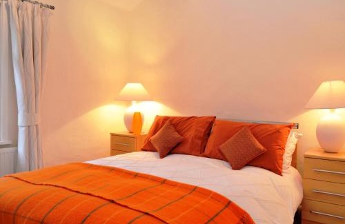 Keswick House | 4 The Plosh