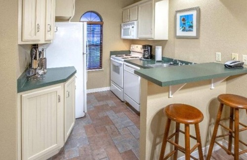 Branson Apartment | 4 Two-Bedroom Villas| Pools, Tubs & Sports Fun for Everyone