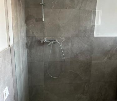 Bruchsal Apartment | 4 Zimmer Bruchsal/Bahnhof Zentrale Lage (Monteurzimmer)
