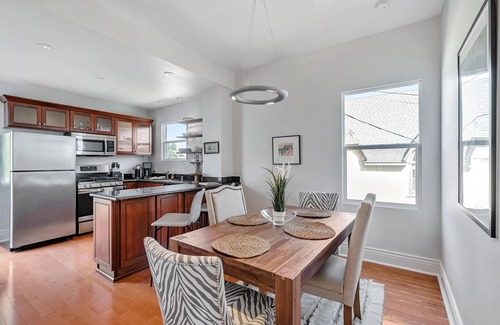 Picnic Valley House | 40 and Fabulous; 40 minutes to San Francisco, Wine country, or the Coast!