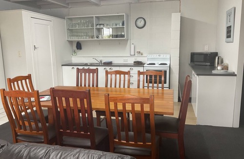 Porangahau House | 40 Beach Road Porangahau. Formally Porangahau Lodge, Quiet Beach Accommodation