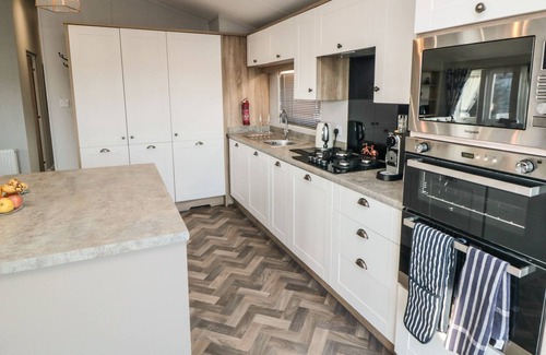 Cayton Bay Cottage | 40 FINCH, family friendly, country holiday cottage in Cayton