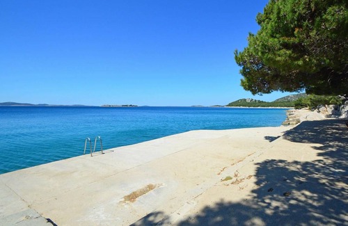 Tribunj Apartment | 40 m² Apartment ∙ 1 bedroom ∙ 4 guests