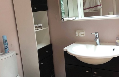 Thiais House | 40 m2 house with small garden 20 minutes from the center of Paris door to door