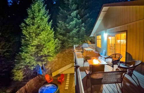 Croft Cabin | 40 Minutes to Kirkwood, 2.5 Hours to Bay, Skiing, Snow, Hot Tub, Pets OK