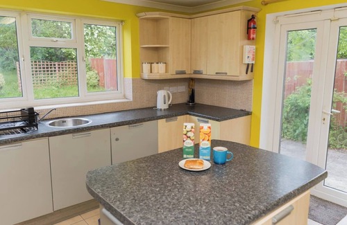 Olton House | 40% Off Monthly, Large House, Free Parking