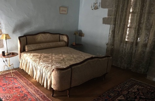 Thusel Other | 400 euros/night 12th-century fortified house