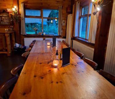 Klijndijk Cabin | 400 m² Lodge ∙ 10 bedrooms ∙ 30 guests