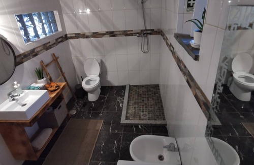Oleiros House | 400 year old 3-bedroom farmhouse Central Portugal