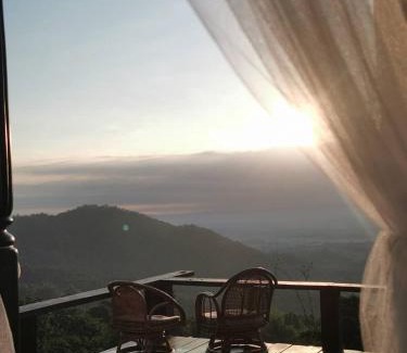 Mae Chan Hotel | 4000Dao- A Hilltop Hideaway & Experience in Doi Tung