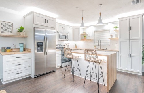 Wilbur-By-The-Sea House | 4015 S. Peninsula - Daytona Beach Oceanfront Vacations, Inc