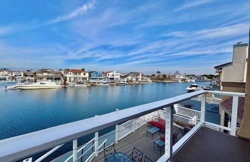 Channel Islands House | 4035R Marina Mansion