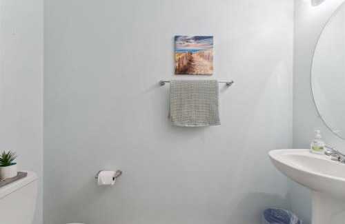 Wildwood Crest Apartment | 407 E Palm Rd, Unit 107