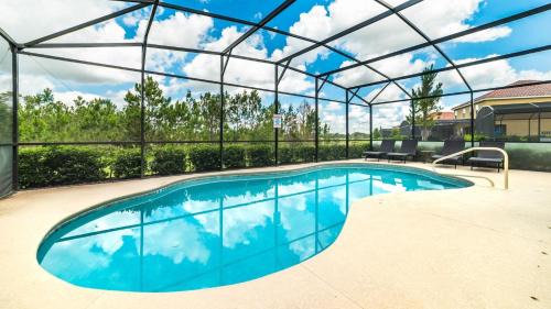 Loughman House | 4079 Oak Tree